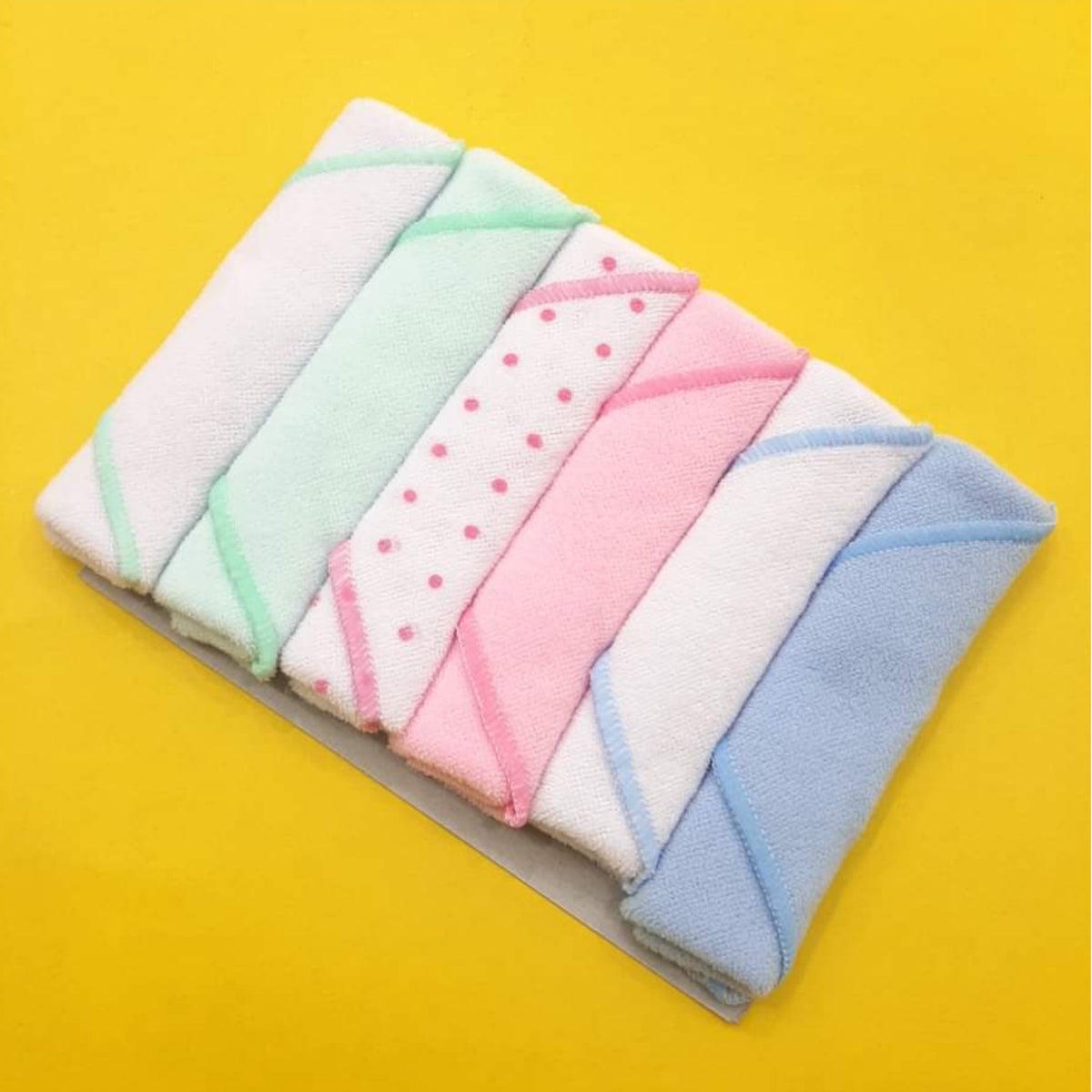 Pack Of 4 Baby Face Towel Size 23x23 Cm main image 1
