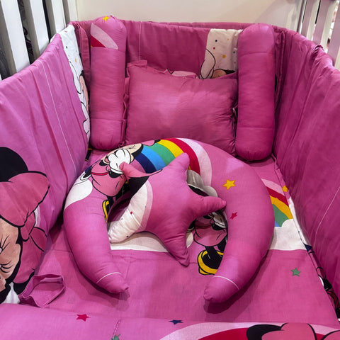8 Pieces Cot Bedding Set - Pink - Minnie Mouse
