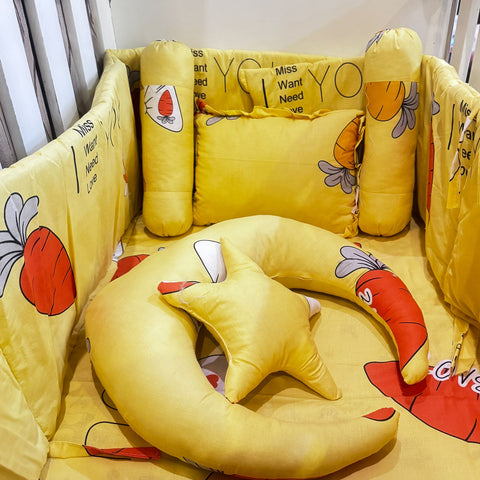 8 Pieces Cot Bedding Set - Yellow - Rabbit