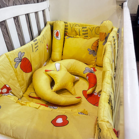8 Pieces Cot Bedding Set - Yellow - Rabbit